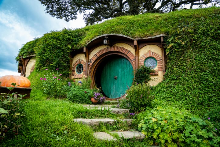 fantasy books about elves and dwarves